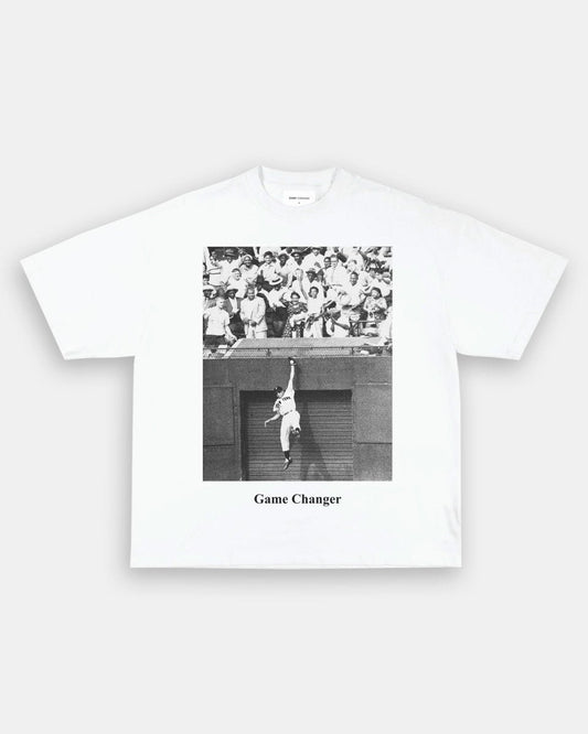 WILLIE MAYS - LEAPING CATCH TEE - GAME CHANGERS